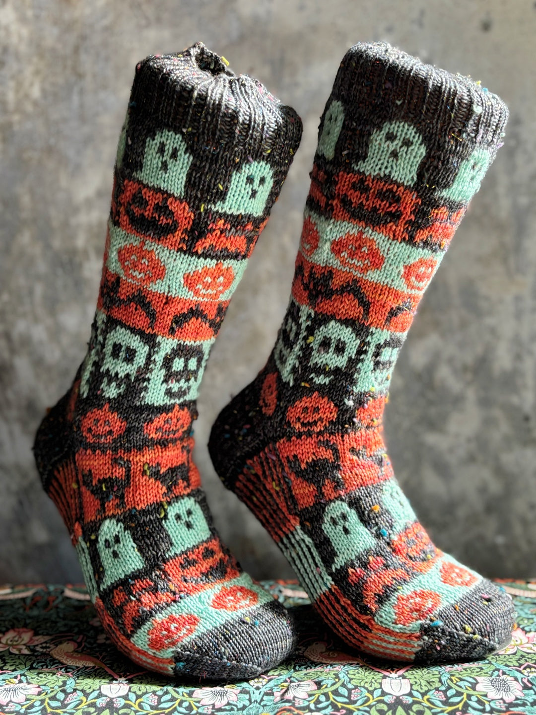 Haunted Heels Socks | Knitting Pattern and Optional Kits