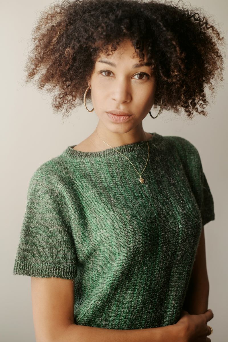 Vertiligne Pullover | Free knitting pattern and Optional Kits